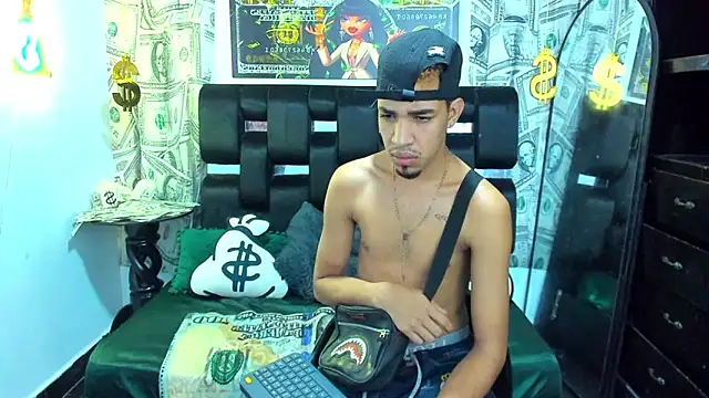 Latin Duo13 online show from 25, 11, 2025