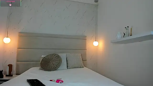 Lia rosee online show from 22, 11, 2025