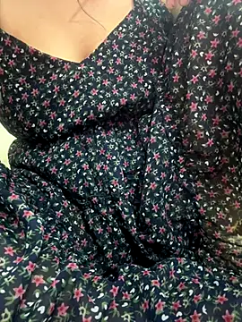 Snapshot of HOTSHINA-001 chatting on 2, 12, 2025 HOTSHINA-001 online show from 2, 12, 2025