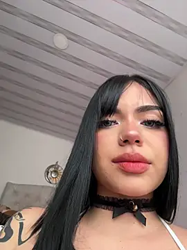 VioletEvanzz online show from 27, 11, 2025
