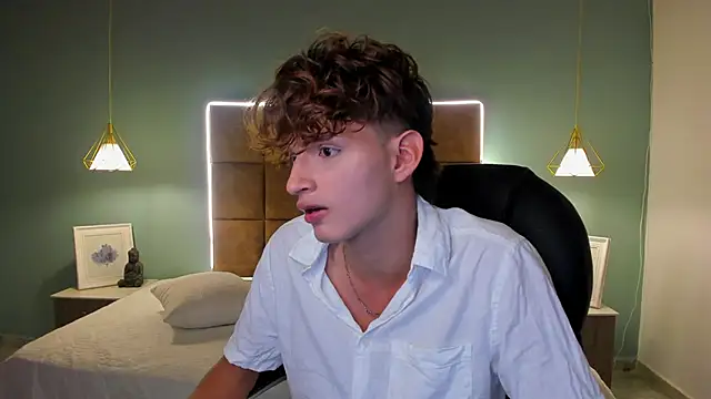 NicolasFerrer18 online show from 20, 11, 2025