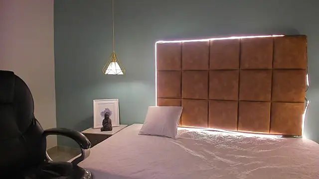 NicolasFerrer18 online show from 9, 11, 2025