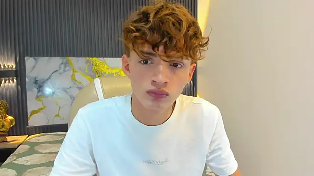 NicolasFerrer18 online show from 18, 11, 2025