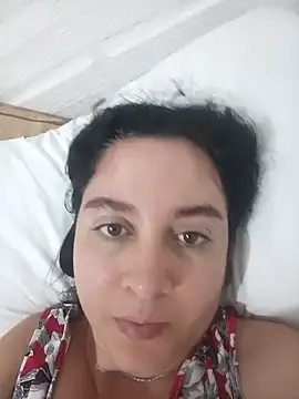 Snapshot of Camila-Valverde chatting on 11, 1, 2026 Camila-Valverde online show from 11, 1, 2026