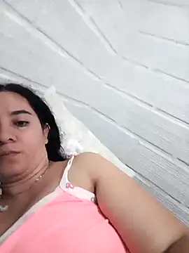 Snapshot of Camila-Valverde chatting on 23, 2, 2026 Camila-Valverde online show from 23, 2, 2026