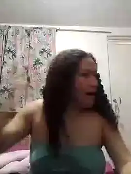 Snapshot of Adelgey-Michell chatting on 27, 11, 2025 Adelgey-Michell online show from 27, 11, 2025