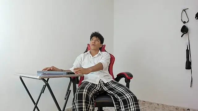 Maximiliano Khalil online show from 7, 11, 2025