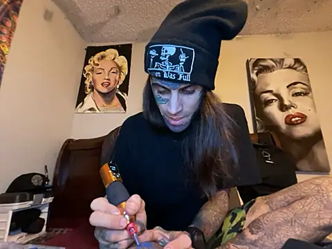 Snapshot of Dyskizly chatting on 21, 11, 2025 Dyskizly online show from 21, 11, 2025