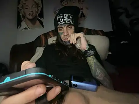 Snapshot of Dyskizly chatting on 17, 11, 2025 Dyskizly online show from 17, 11, 2025