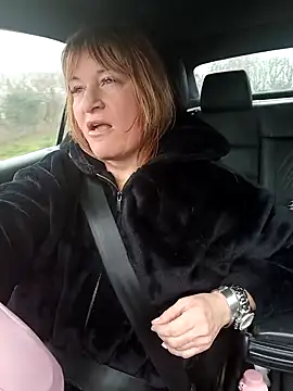 Snapshot of BettyDavisEyesUK chatting on 10, 2, 2026 BettyDavisEyesUK online show from 10, 2, 2026