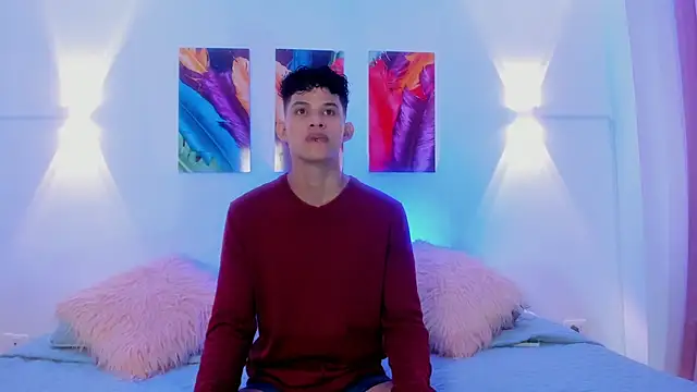 KamiSuarez online show from 28, 11, 2025