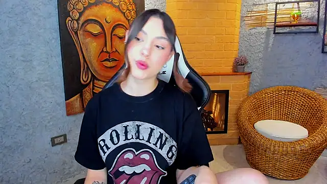 DakotaRussell  online show from 28, 10, 2025