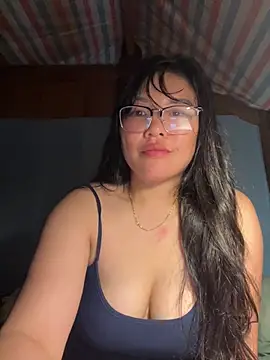 heodat-sexx online show from 18, 4, 2026