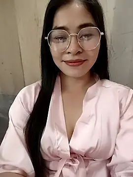 Bamboo-niee123 online show from 8, 5, 2026