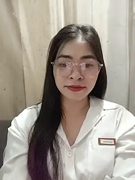 Bamboo-niee123 online show from 10, 5, 2026