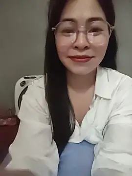 Bamboo-niee123 online show from 13, 5, 2026