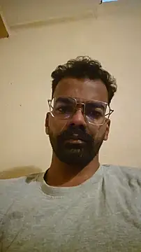 Snapshot of nithinrr chatting on 31, 10, 2025 nithinrr online show from 31, 10, 2025