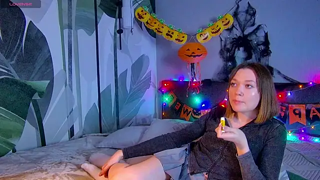 R I N A online show from 2, 11, 2025