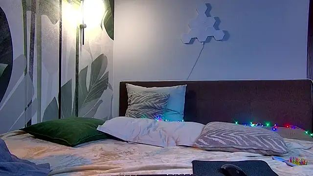 R I N A online show from 26, 11, 2025