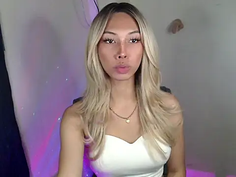 xLadyfuckerx online show from 30, 11, 2025