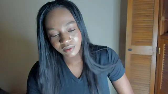 Snapshot of _Chaina chatting on 19, 12, 2025 Chaina online show from 19, 12, 2025