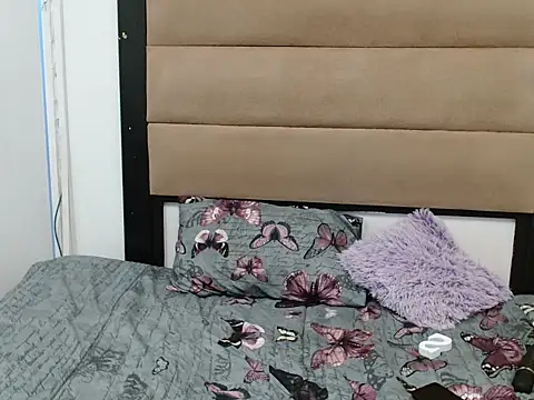 SEXYKENNY21 online show from 1, 11, 2025