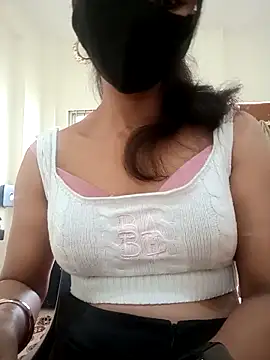 Cute Sanaaya online show from 3, 12, 2025