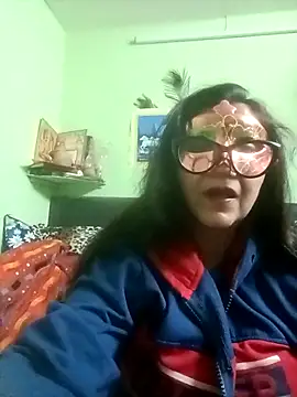 LOVE  RANI online show from 3, 12, 2025