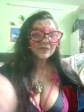 LOVE  RANI online show from 2, 12, 2025