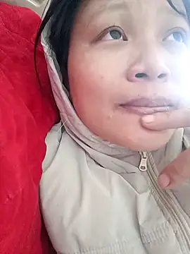 yoyo-mi online show from 4, 12, 2025