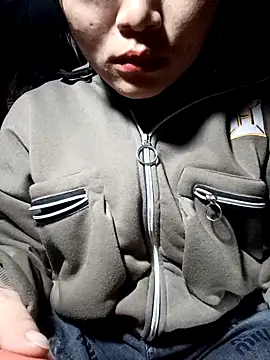 yoyo-mi online show from 1, 11, 2025