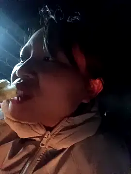 yoyo-mi online show from 2, 12, 2025