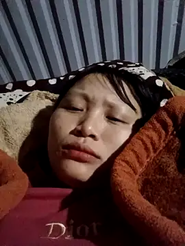 yoyo-mi online show from 4, 11, 2025