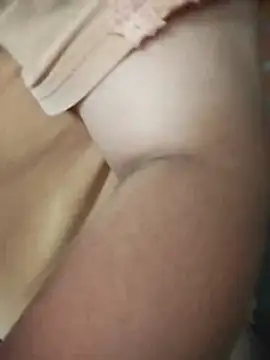 -Hazel-123 online show from 30, 10, 2025