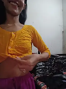 Green LaDY66 online show from 14, 7, 2026