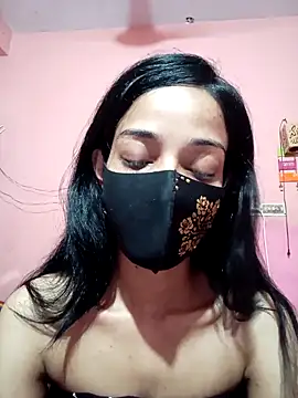 Green LaDY66 online show from 15, 4, 2026