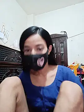 Green LaDY66 online show from 21, 6, 2026