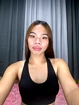 Snapshot of kierra_fox chatting on 28, 11, 2025 kierra fox online show from 28, 11, 2025