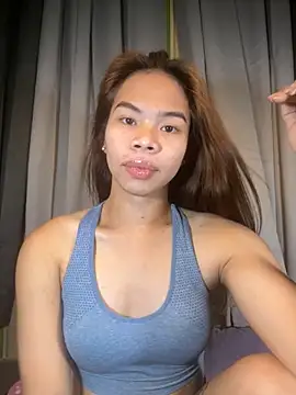 Snapshot of kierra_fox chatting on 7, 11, 2025 kierra fox online show from 7, 11, 2025