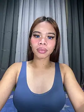 Snapshot of kierra_fox chatting on 10, 11, 2025 kierra fox online show from 10, 11, 2025