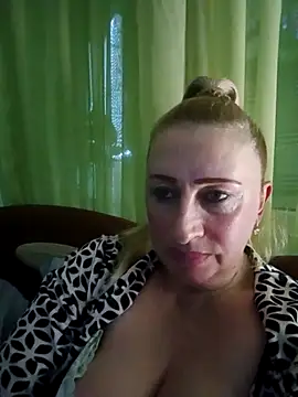 Esenia505 online show from 4, 11, 2025