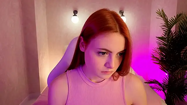 Daniela Saules online show from 25, 11, 2025