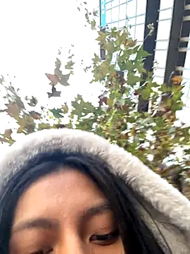 angelaalovee online show from 10, 11, 2025