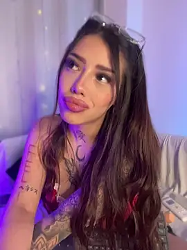 AshleyWinslow online show from 13, 4, 2026