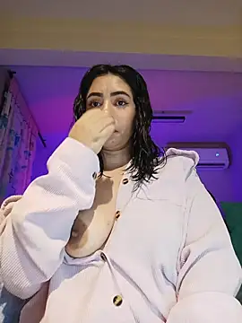 Sara-215 online show from 18, 4, 2026