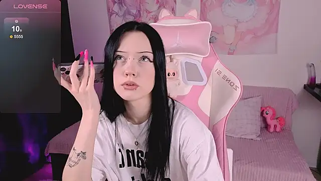 ophelia amber online show from 9, 6, 2026