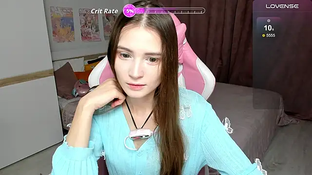 Hana Flo  online show from 28, 11, 2025