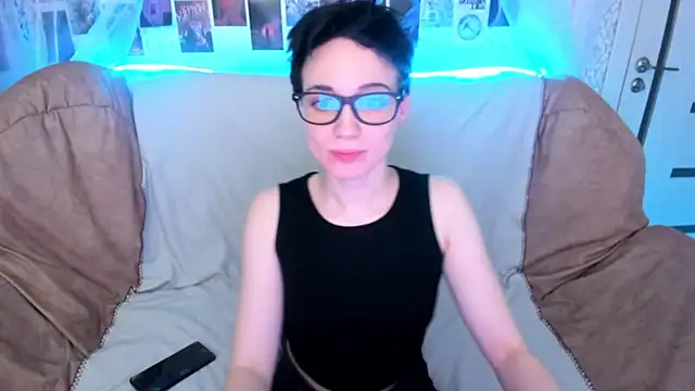 ErickaFetish online show from 17, 12, 2025