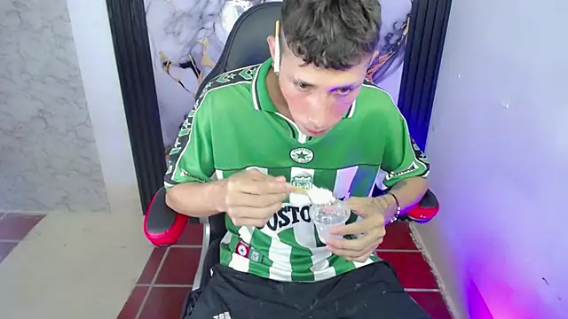 The latin boy online show from 26, 11, 2025