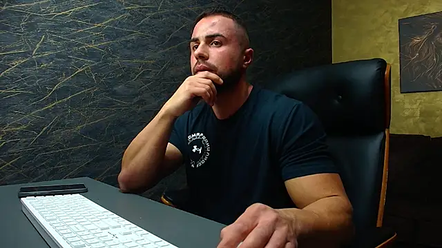 HayesWood online show from 4, 11, 2025